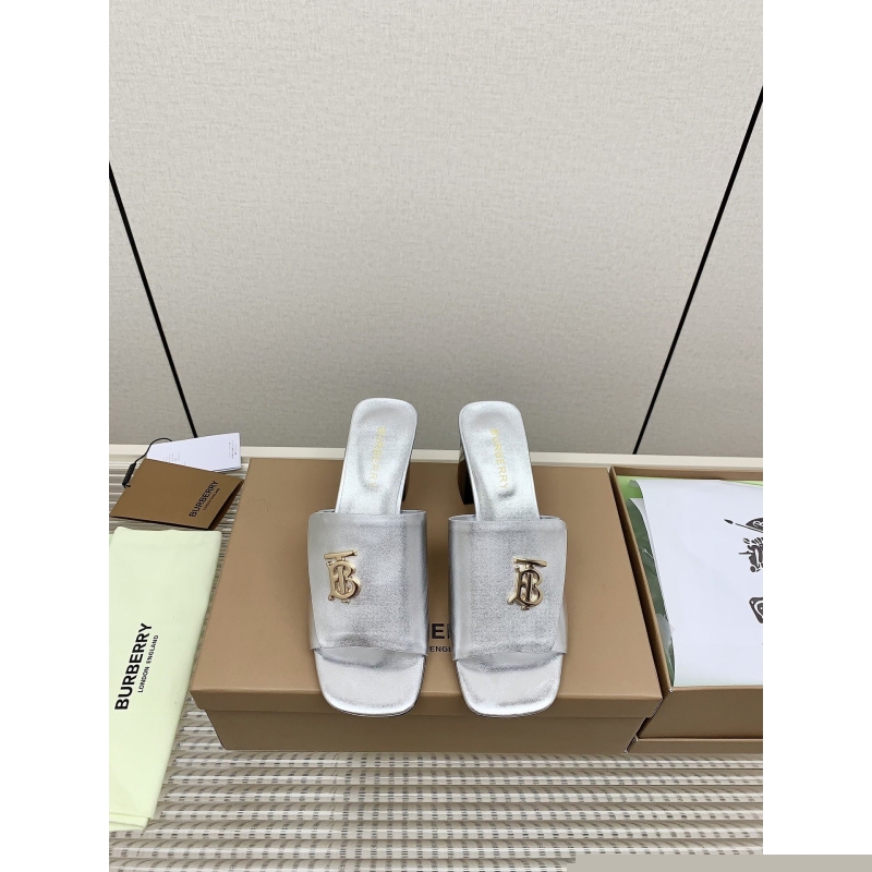 B**rry slippers
